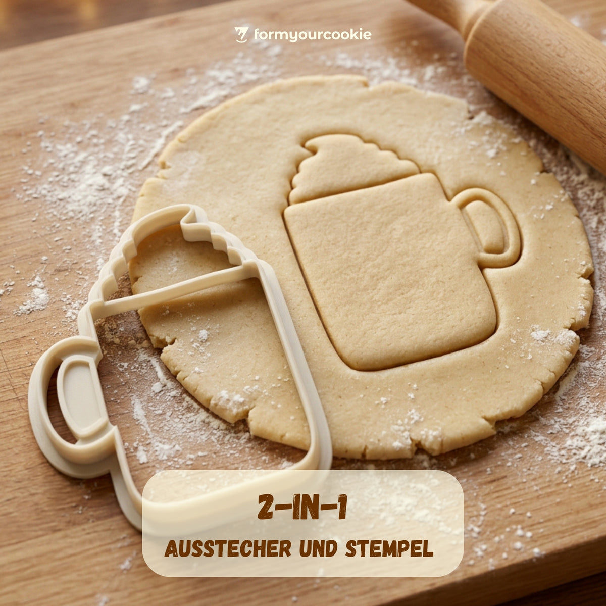 Kakao-Tasse mit Sahne – Weihnachts-Keksausstecher mit Prägung – 7x5cm